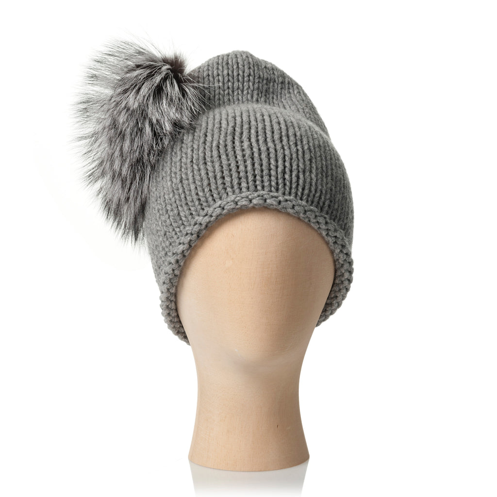 CASHMERE LONG BEANIE WITH POMPON – INVERNI display picture 3